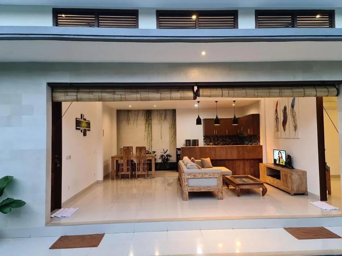 Villa Sunshine Seminyak Indonesia